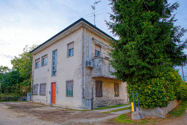 Villa unifamiliare via Vicenza 7, Busto Arsizio