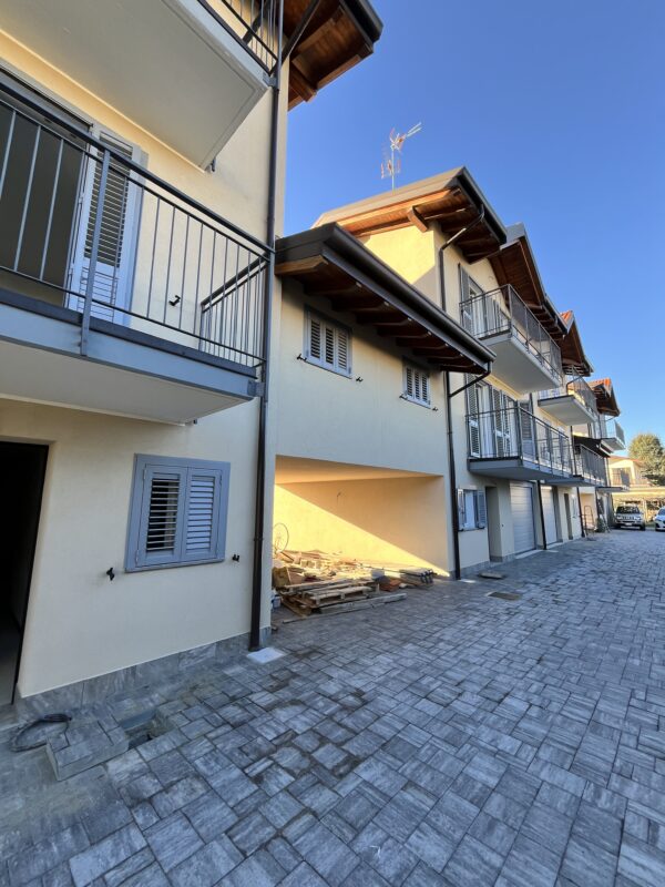 Villa a schiera via Erasmo Piaggio, Besnate - immagine 3